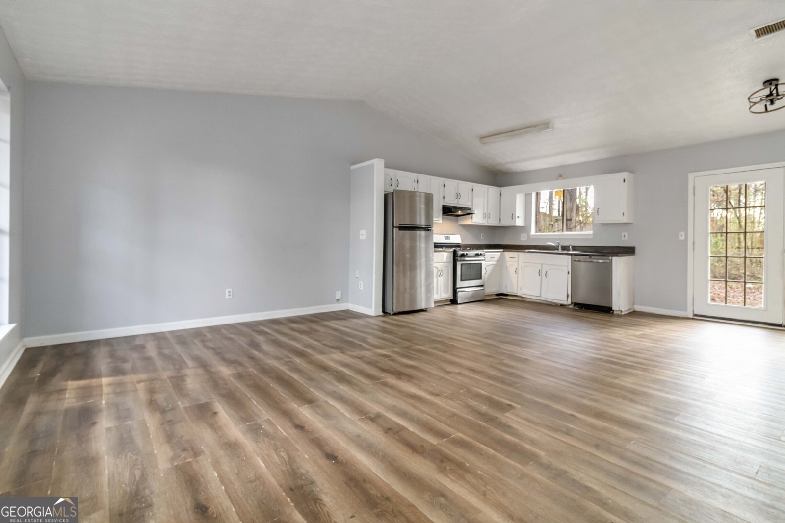 759 Greenhedge Drive Stone Mountain - Photo 9