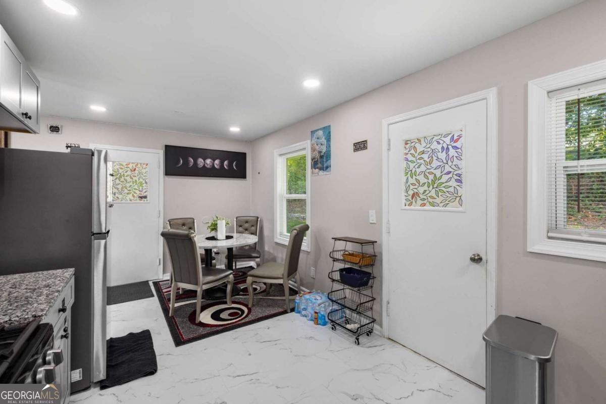 4317 Brookside Drive Forest Park - Photo 11