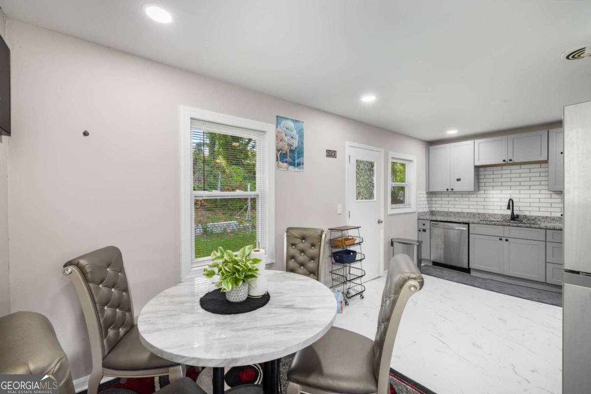 4317 Brookside Drive Forest Park - Photo 12