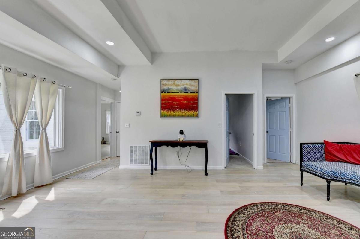 6654 Old Covington Road Lithonia - Photo 11