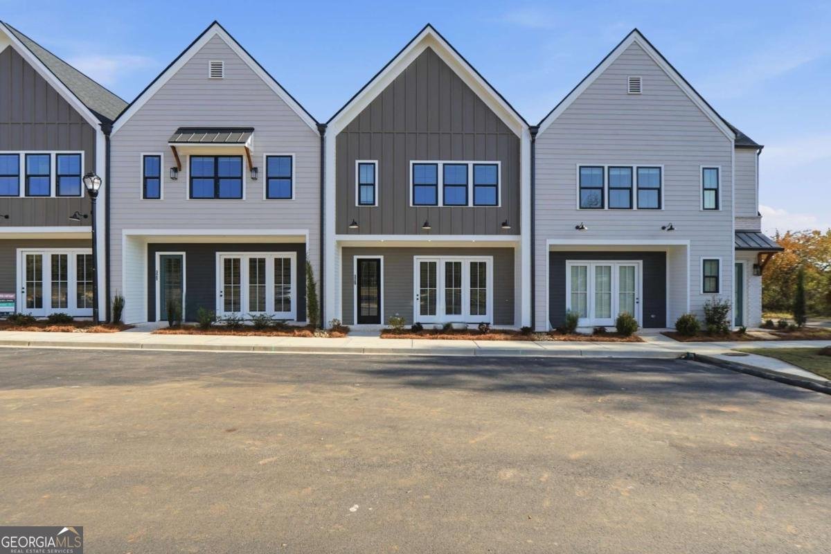 329 Orchid Street Braselton - Photo 1