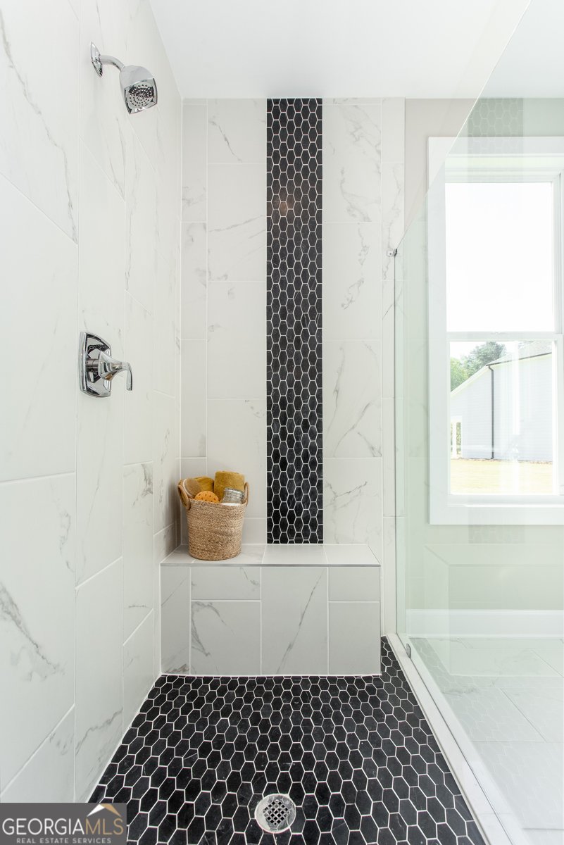 28 Florence Lane Hoschton - Photo 18