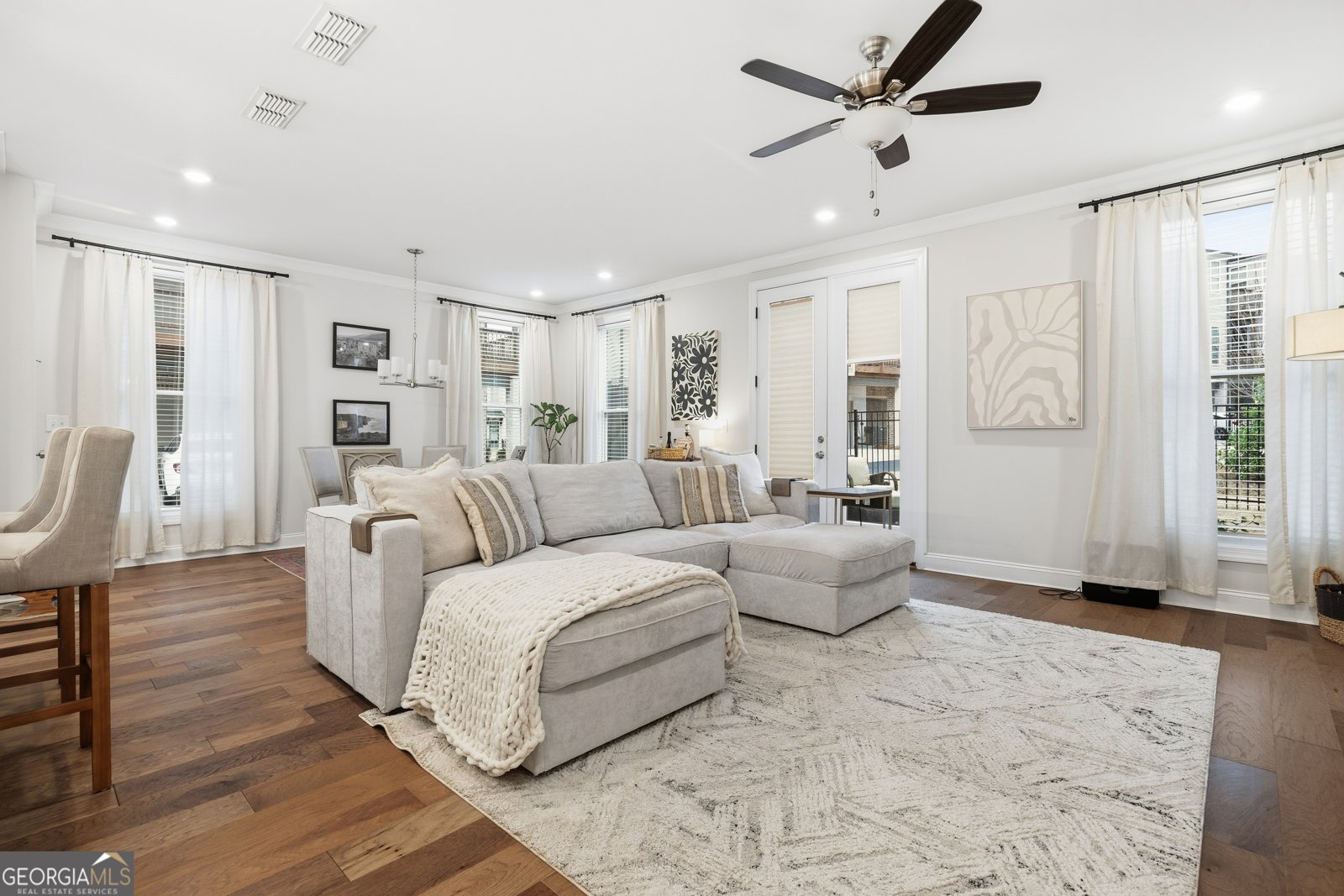 5054 Sealy Circle Peachtree Corners - Photo 11