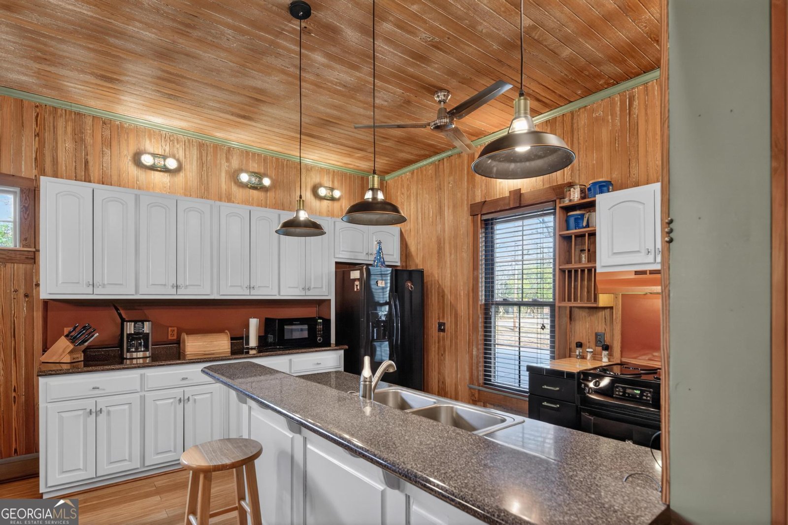 33 Main Street Register - Photo 12