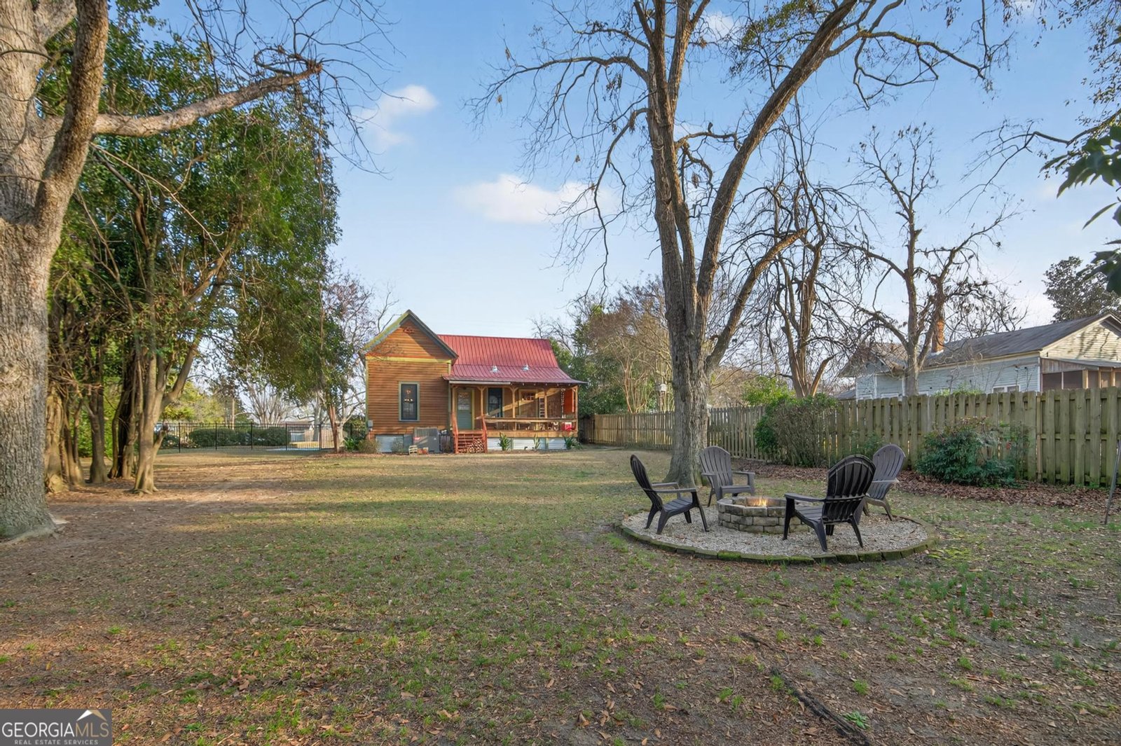 33 Main Street Register - Photo 8