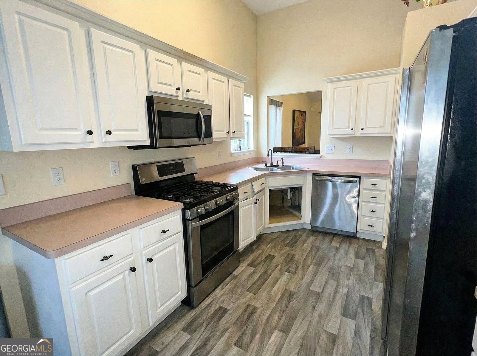 565 Ransom Way Stockbridge - Photo 19