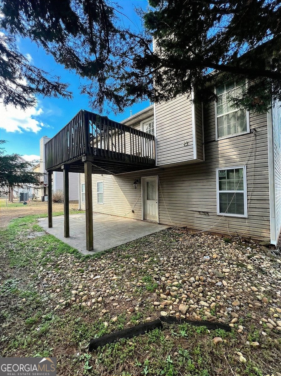 565 Ransom Way Stockbridge - Photo 9