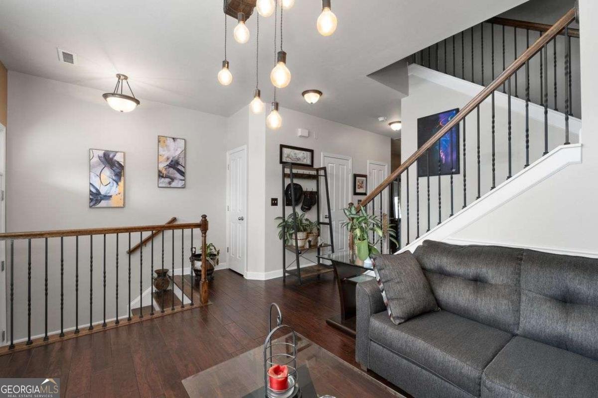 1222 LAVISTA Circle Atlanta - Photo 7