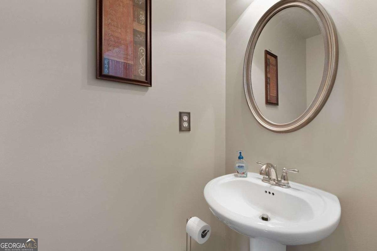 1222 LAVISTA Circle Atlanta - Photo 9