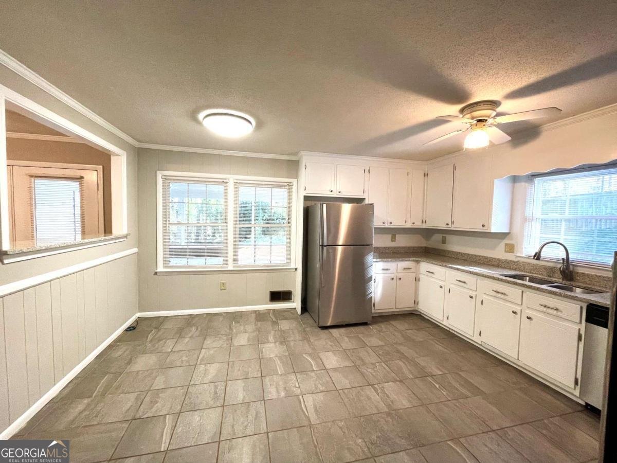 210 Davis Estates Road Athens - Photo 6