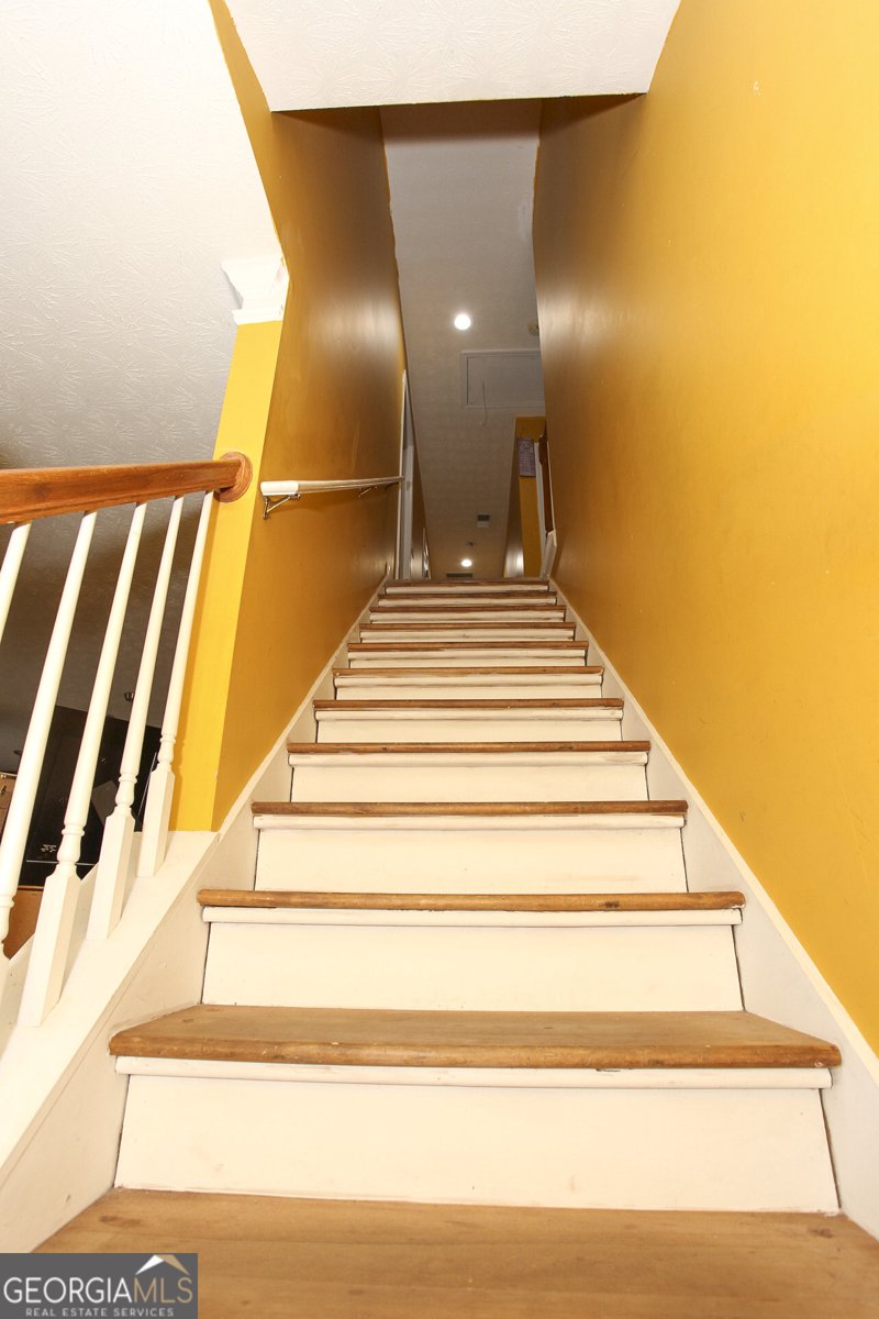 8661 GLENDEVON 8661 glendevon ct Riverdale - Photo 13