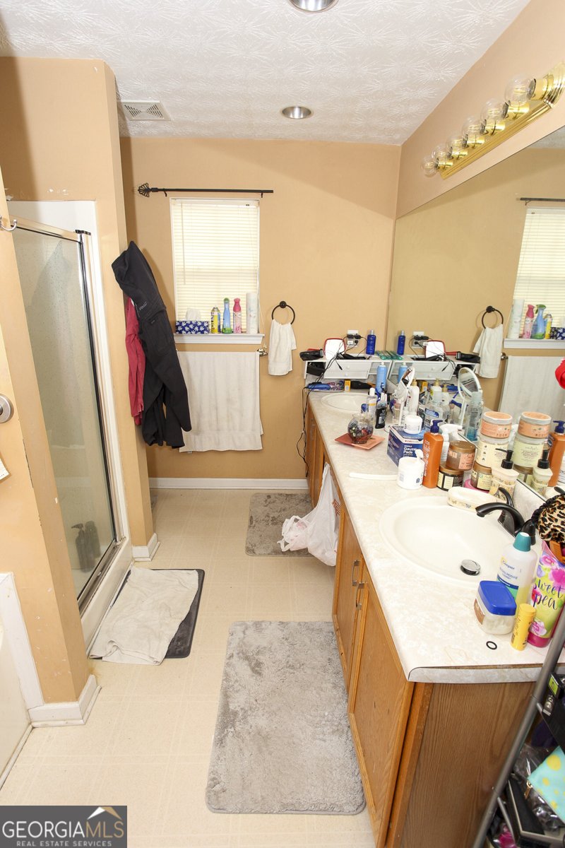 8661 GLENDEVON 8661 glendevon ct Riverdale - Photo 17