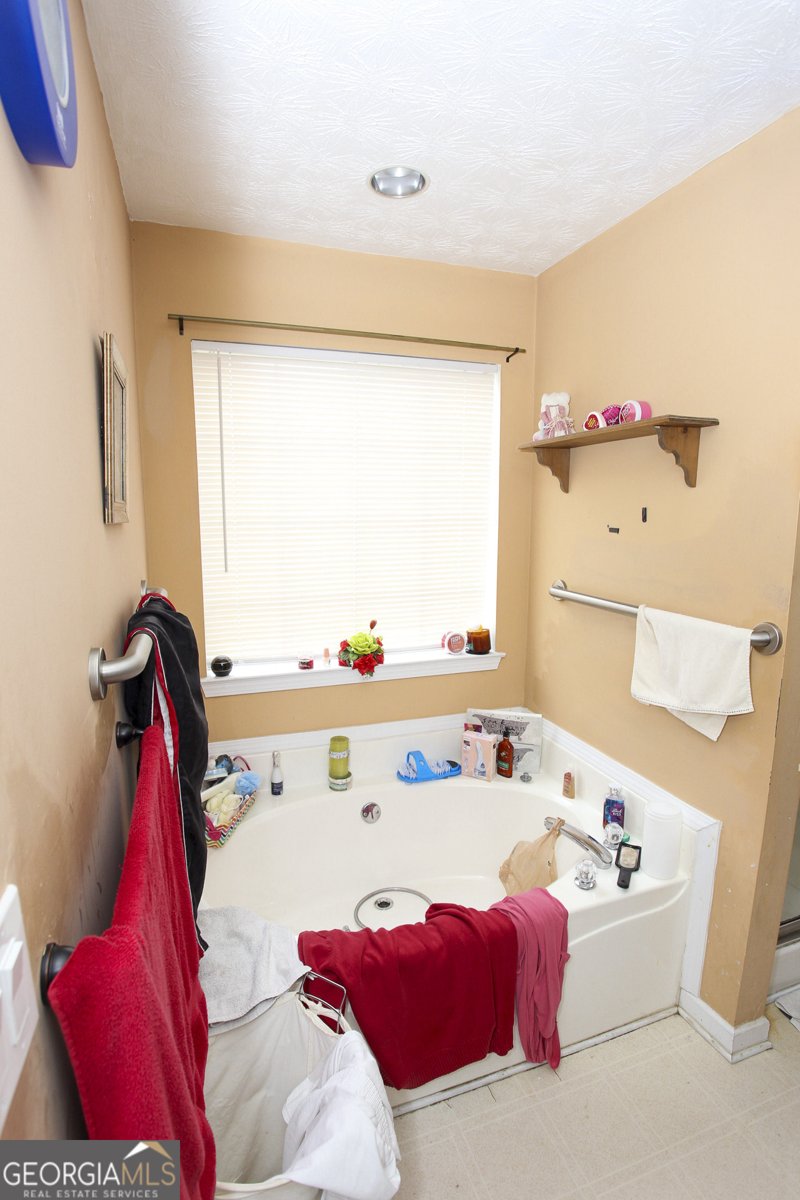 8661 GLENDEVON 8661 glendevon ct Riverdale - Photo 18