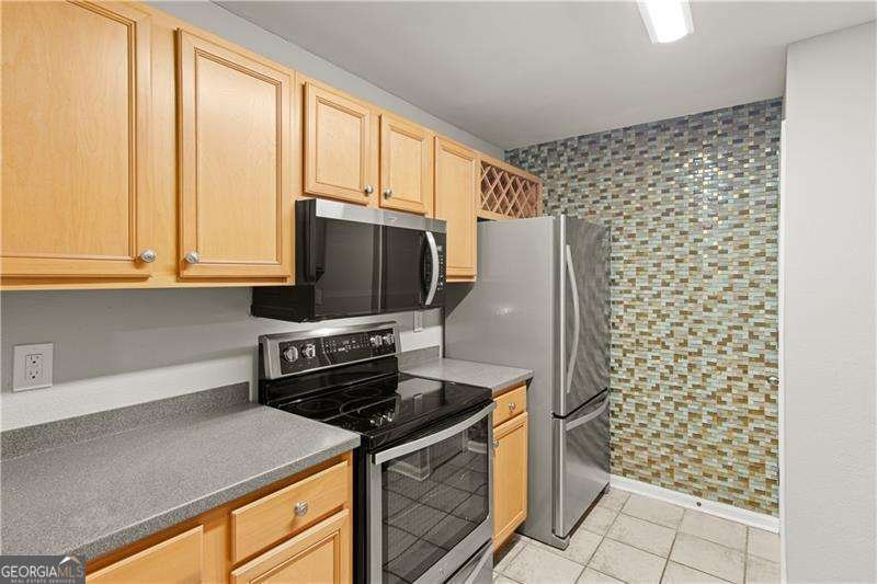 3655 Habersham Road Atlanta - Photo 12