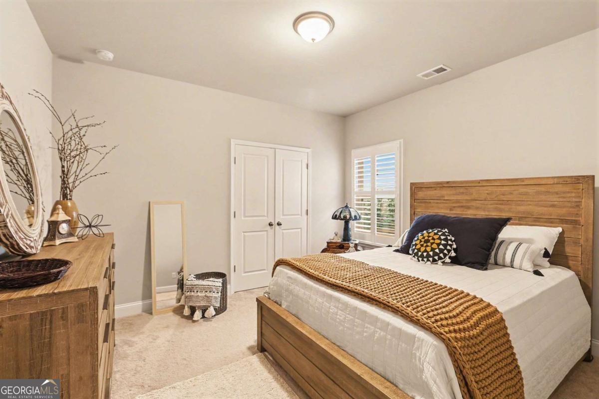 555 Timberbrook Drive Sharpsburg - Photo 18