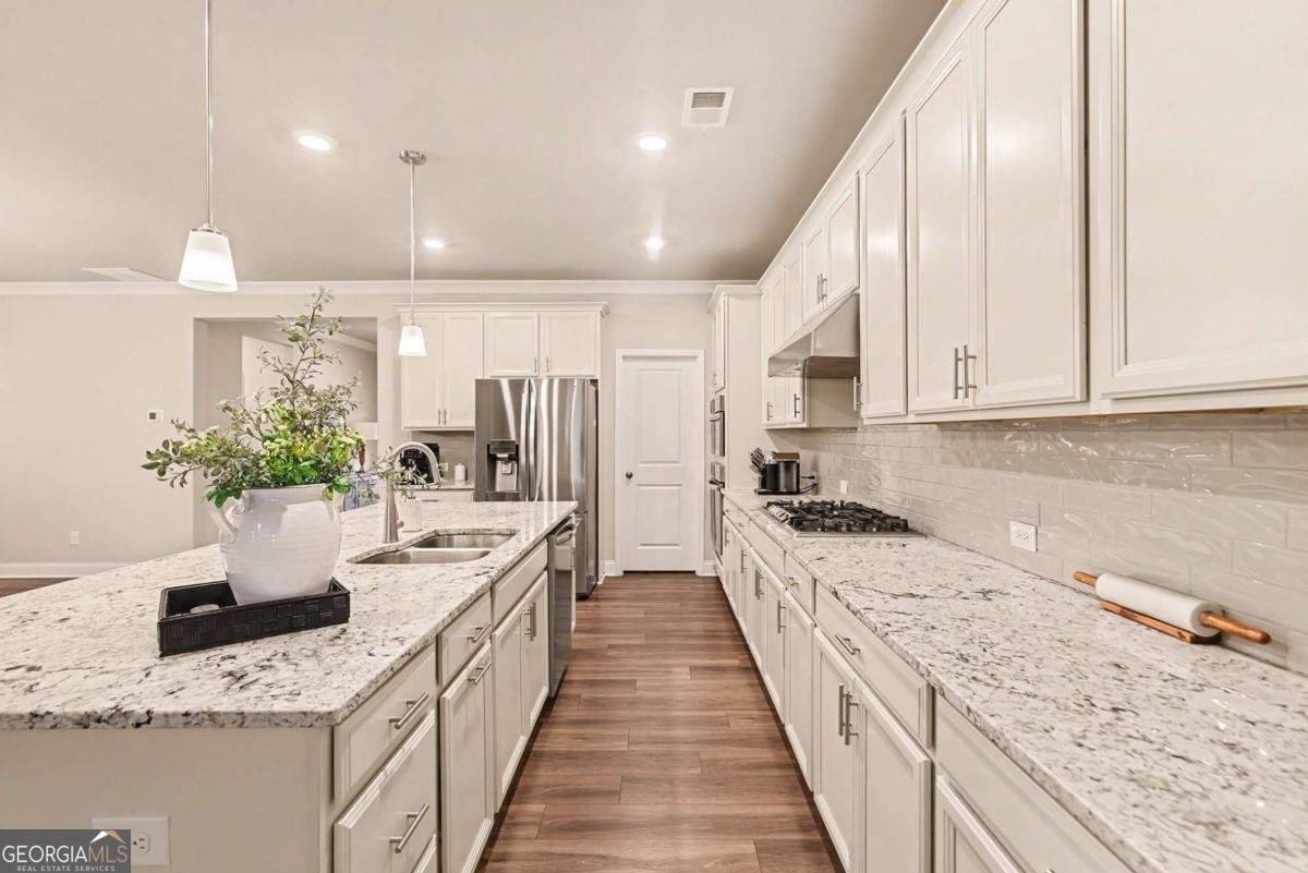 555 Timberbrook Drive Sharpsburg - Photo 8