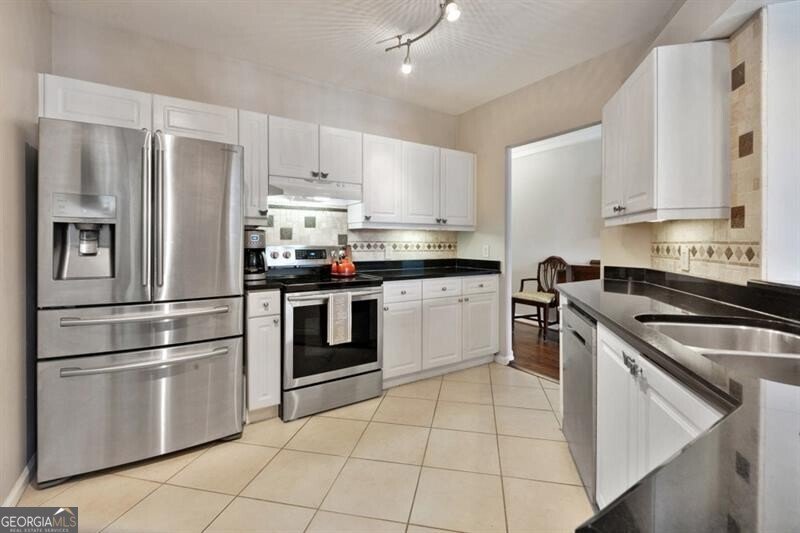 3334 Peachtree Road Atlanta - Photo 1