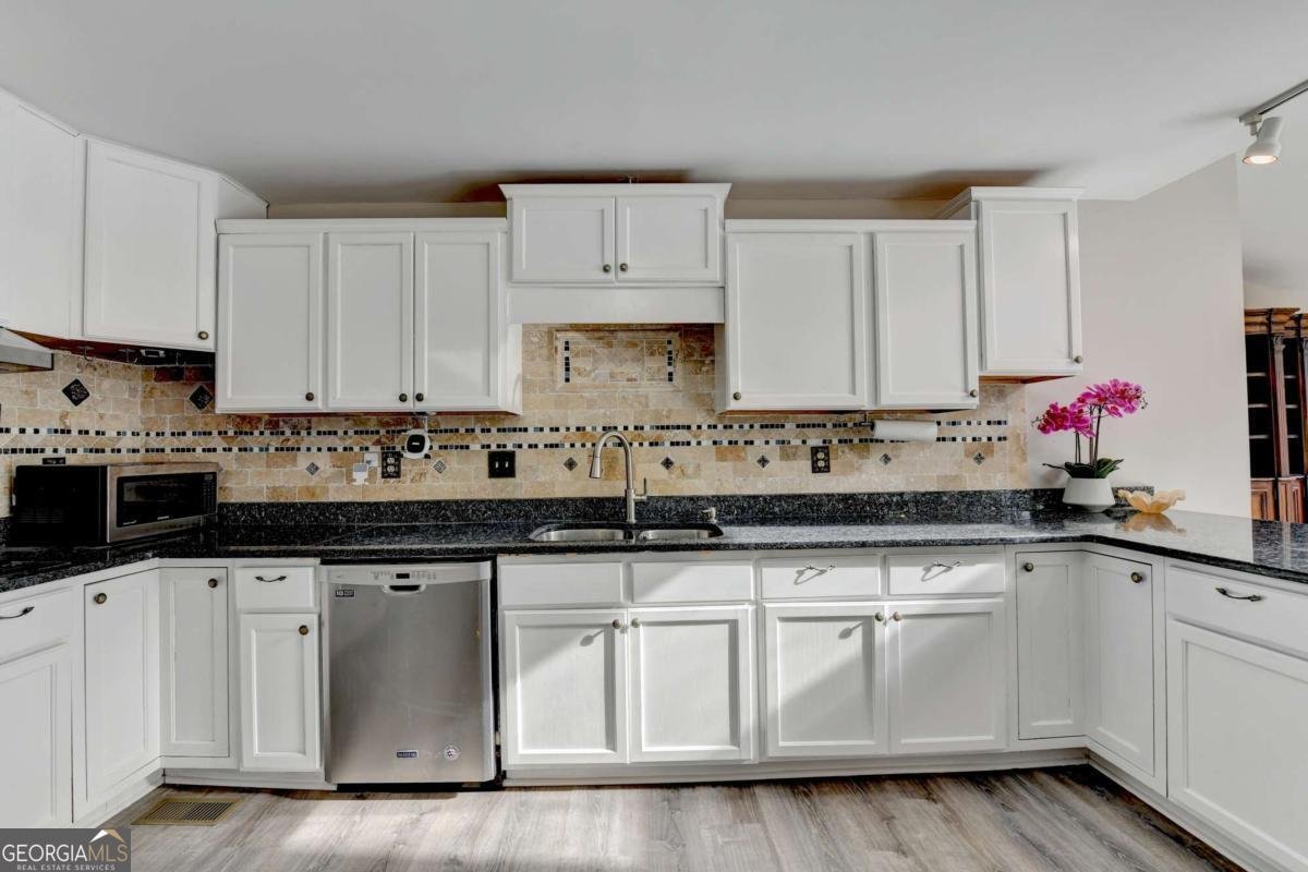 1954 Split Rail Court Marietta - Photo 7