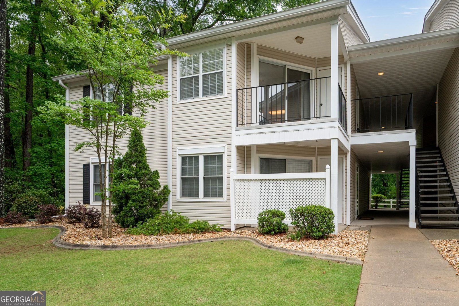 721 Ridgefield Drive Peachtree City - Photo 1