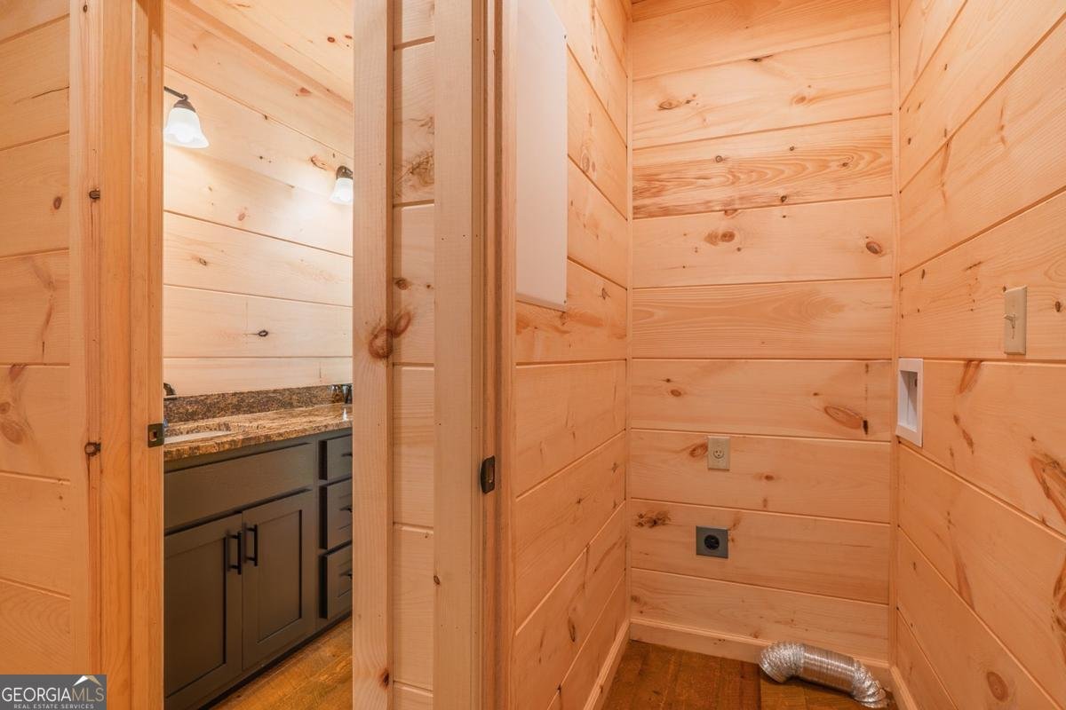 100 Crystal Oliver Lane Cherry Log - Photo 10