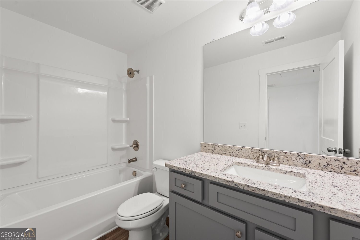 524 Lillian Way Statham - Photo 22