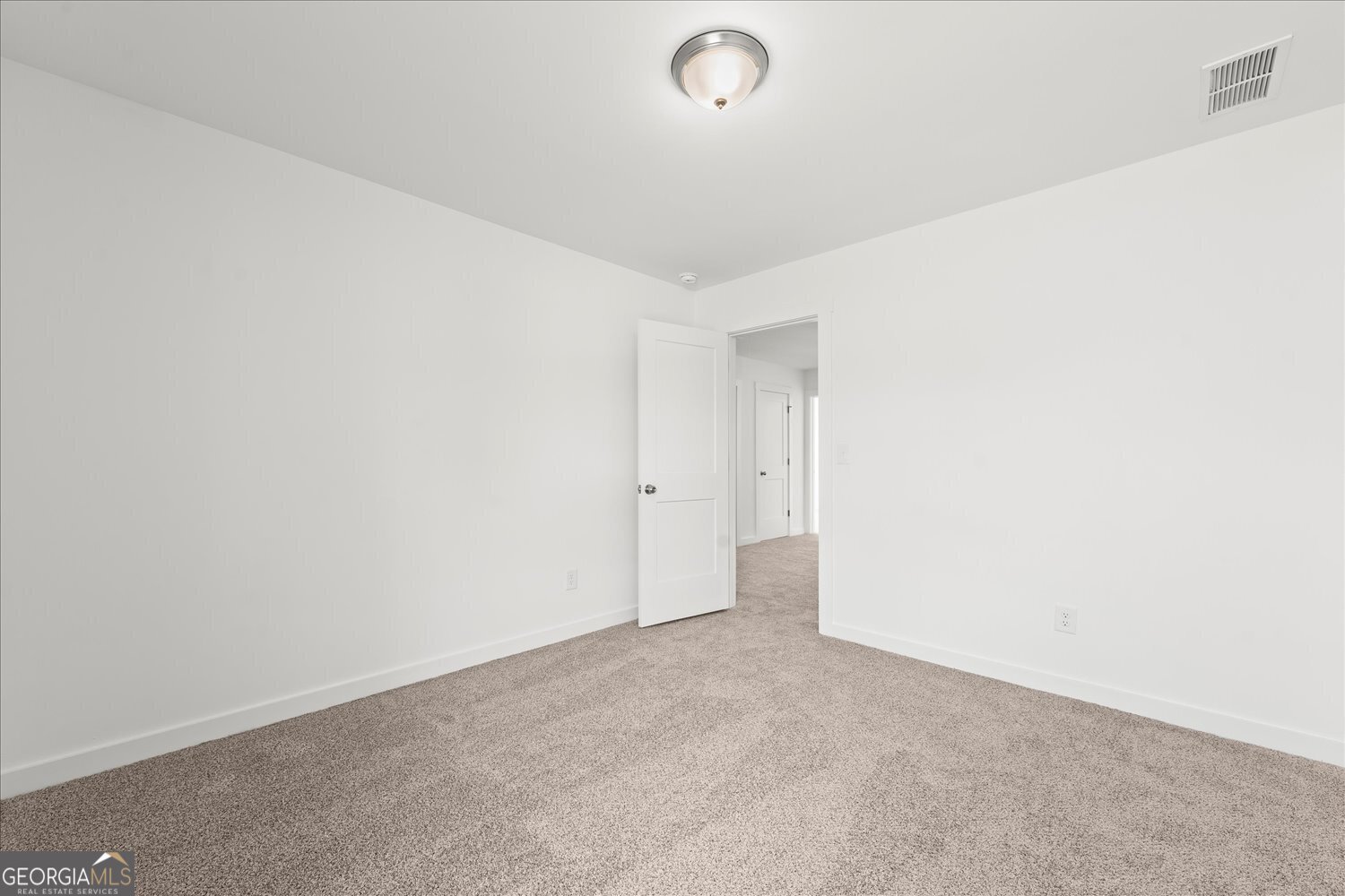 524 Lillian Way Statham - Photo 24