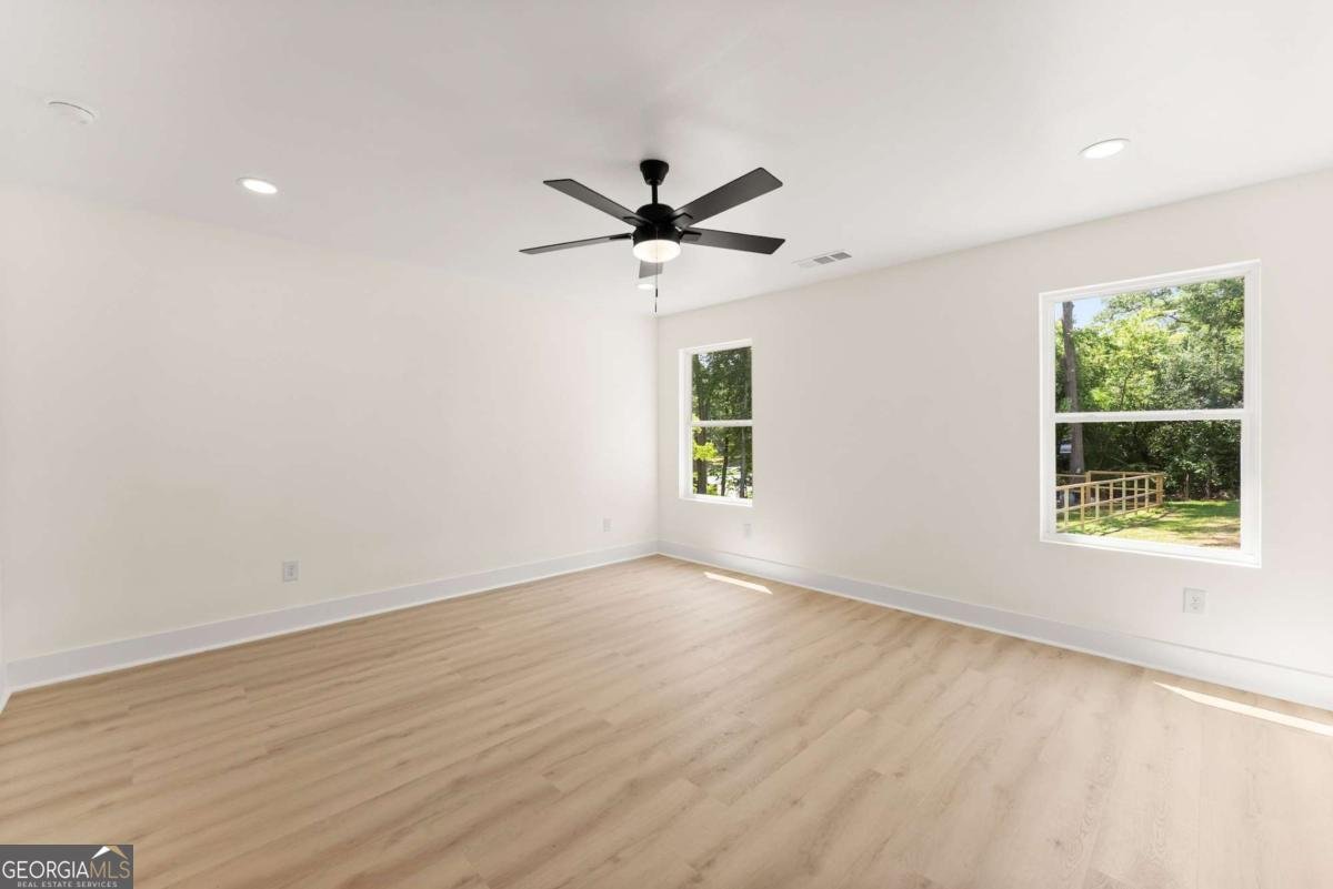 172 Llewellyn st Clarkesville - Photo 24