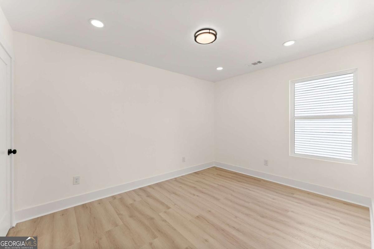 172 Llewellyn st Clarkesville - Photo 33