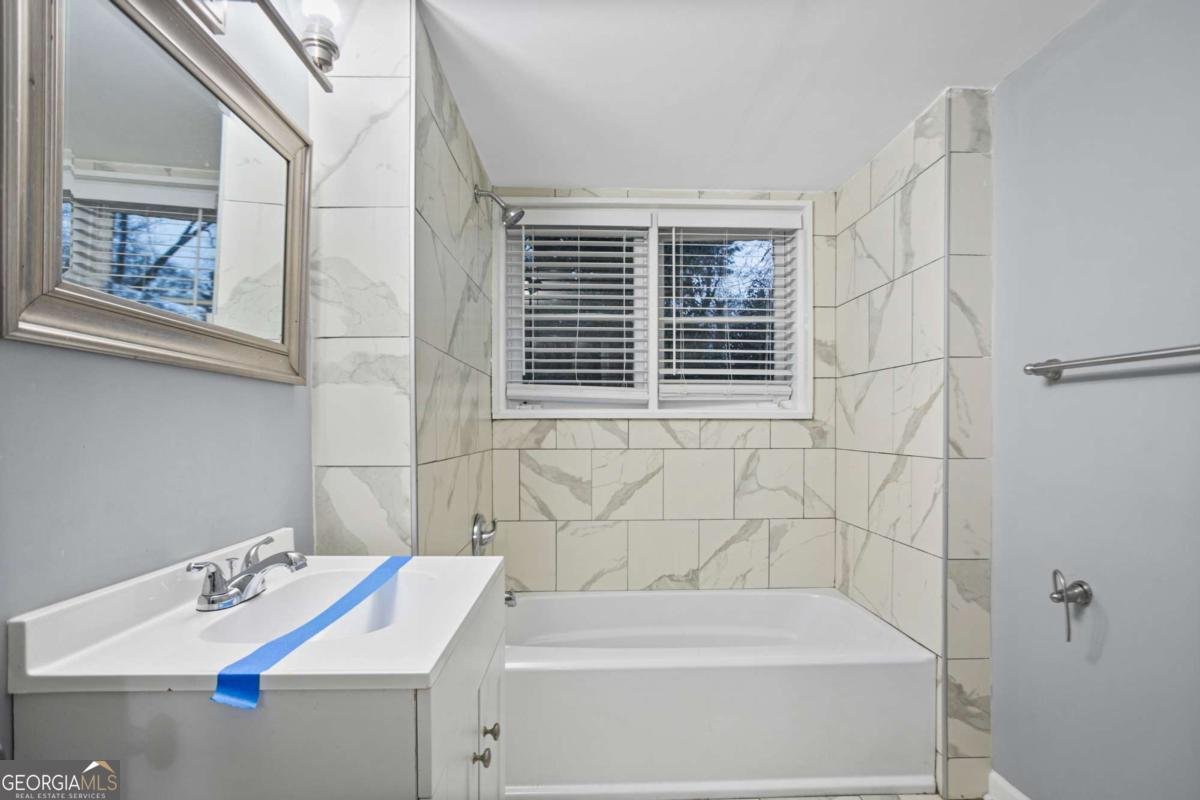 141 Fairview Drive Fairburn - Photo 10