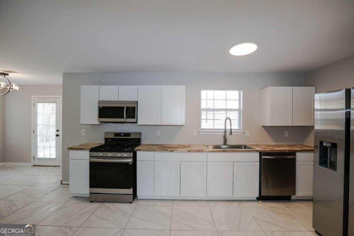 1983 Smithfield Avenue Ellenwood - Photo 14