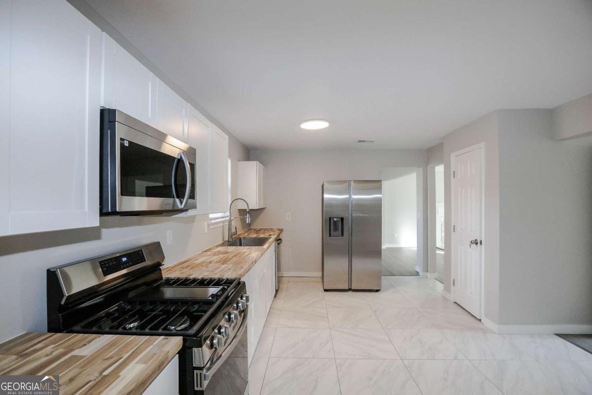 1983 Smithfield Avenue Ellenwood - Photo 16