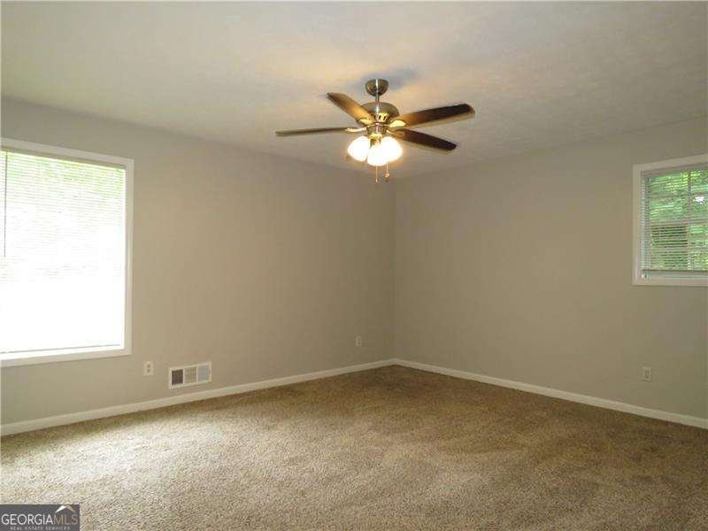 467 PINEBURR Lane Stone Mountain - Photo 16