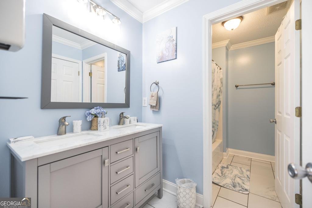 161 Rowland Circle Byron - Photo 32