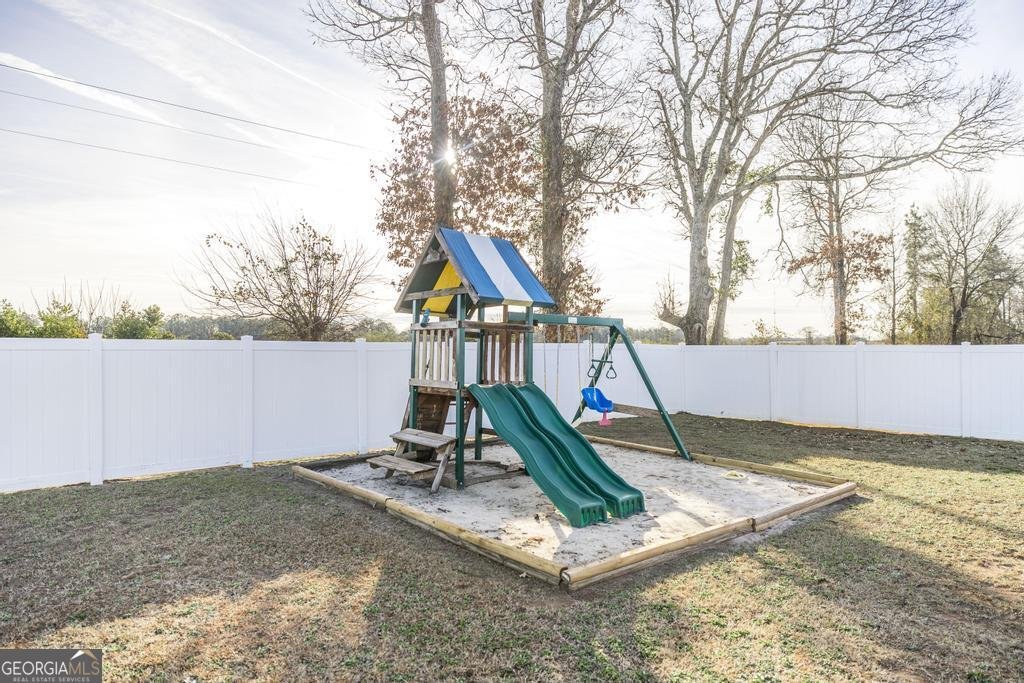 161 Rowland Circle Byron - Photo 40