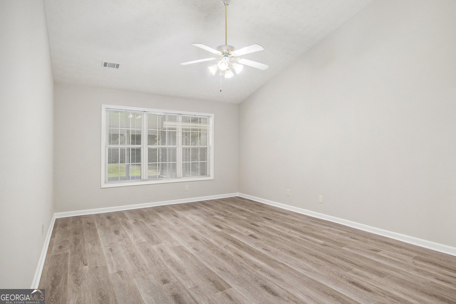 6103 Portsmouth Drive Flowery Branch - Photo 13
