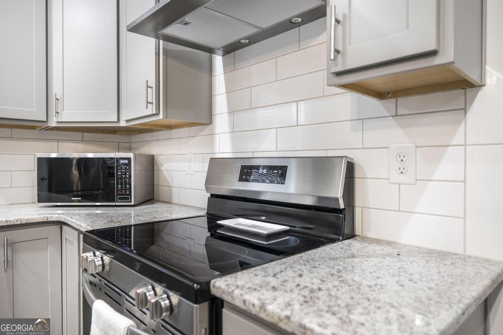 4580 Capulet Court Forsyth - Photo 9