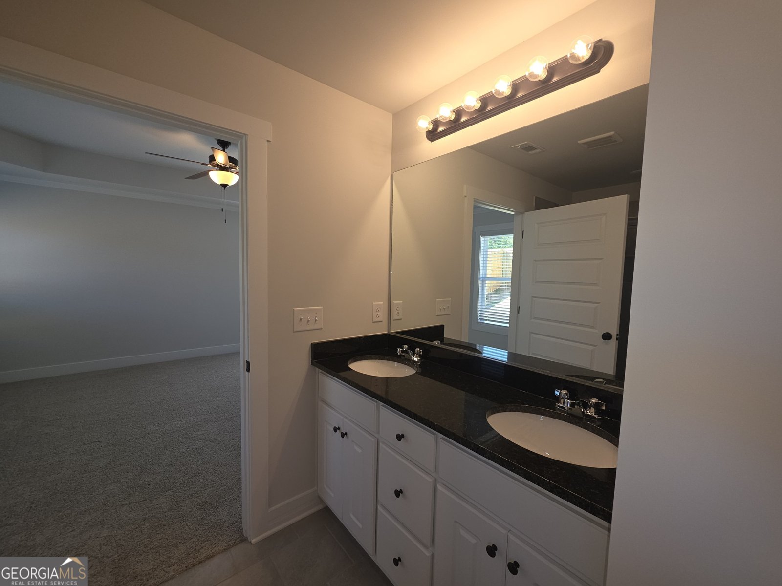 131 Charlie Way Winder - Photo 8