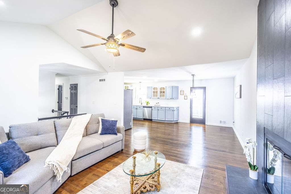 494 Toonigh Road Woodstock - Photo 8