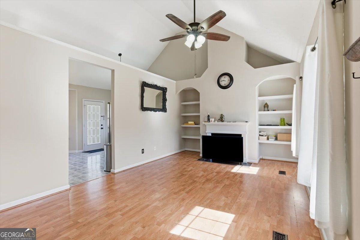 304 Diamond Court Carrollton - Photo 8