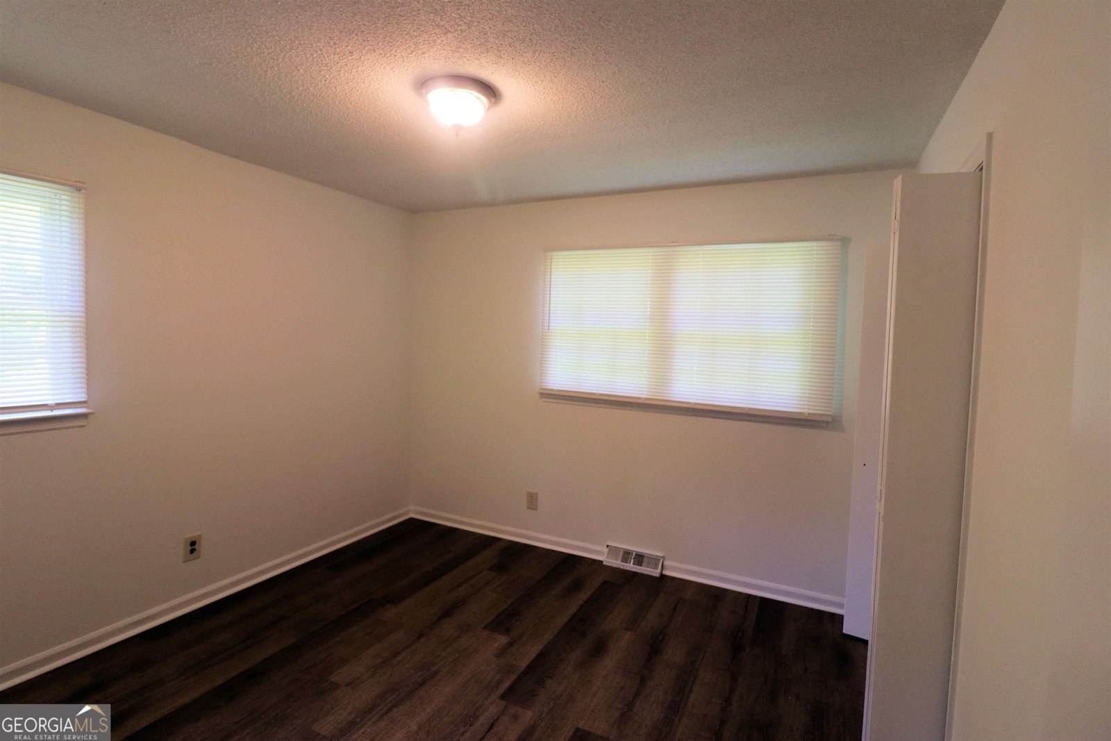 156 Deacon J Simmons Road Milledgeville - Photo 9