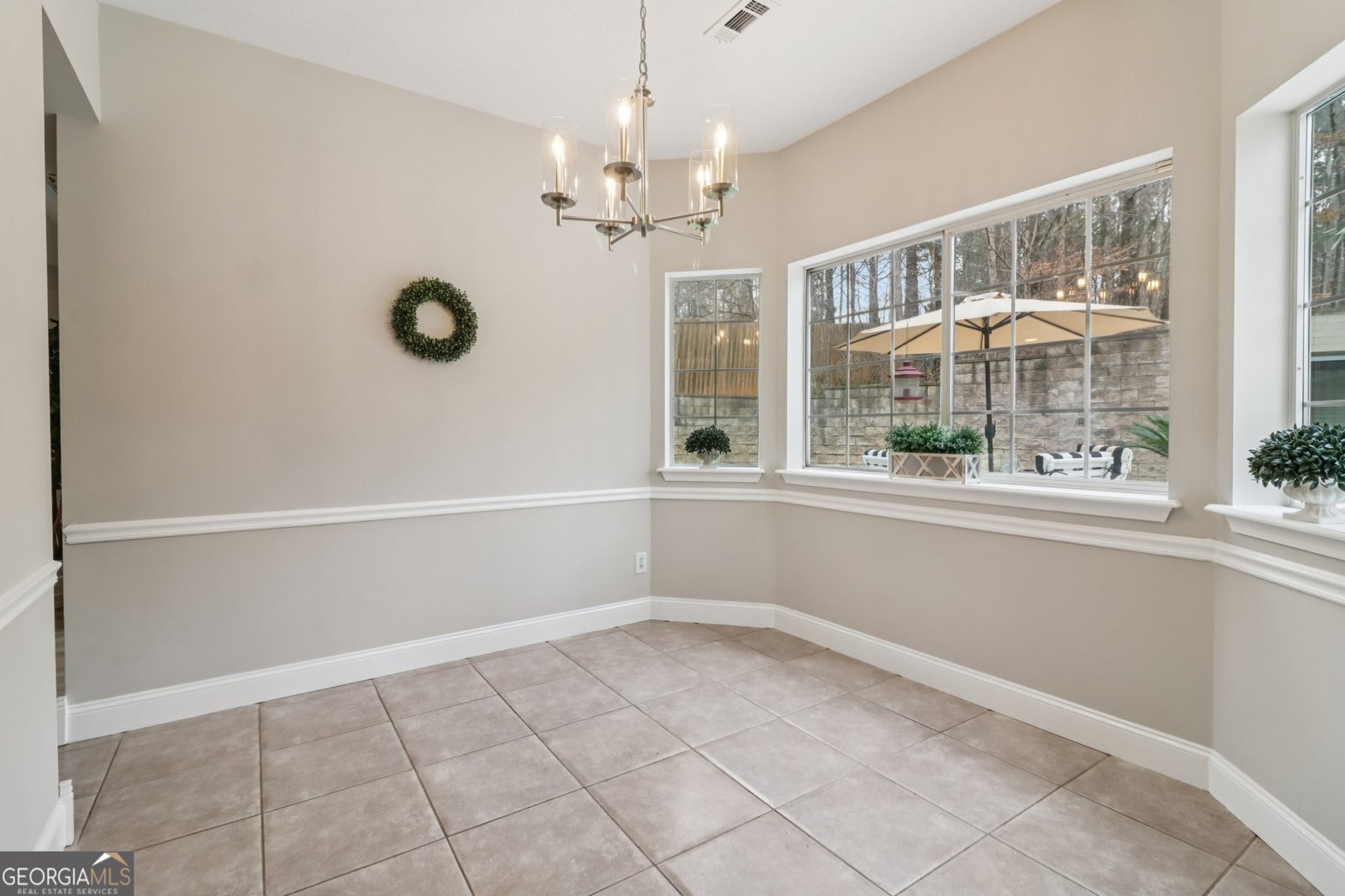 175 Meredith Way Stockbridge - Photo 17