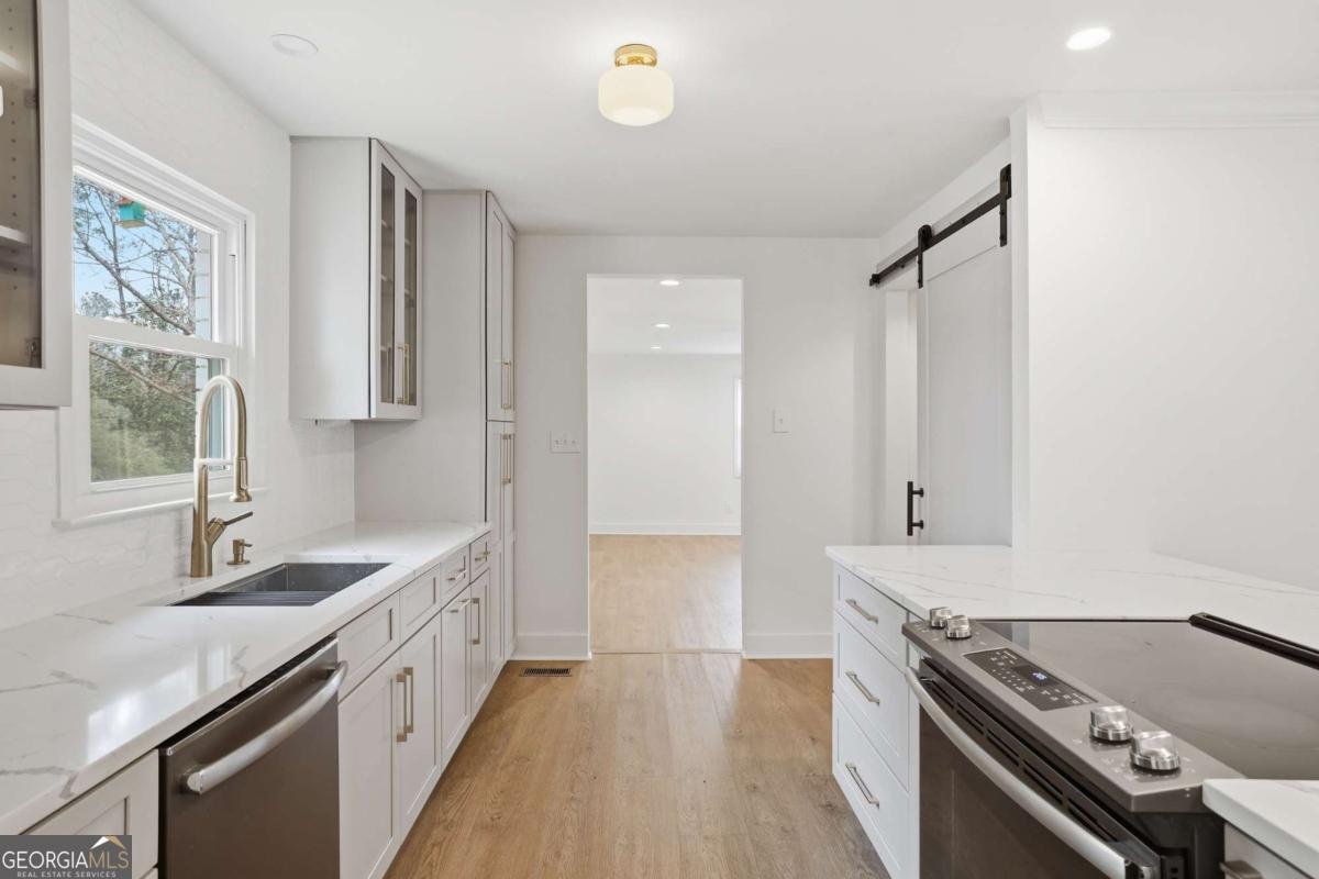 1060 Old Farm Road Watkinsville - Photo 8