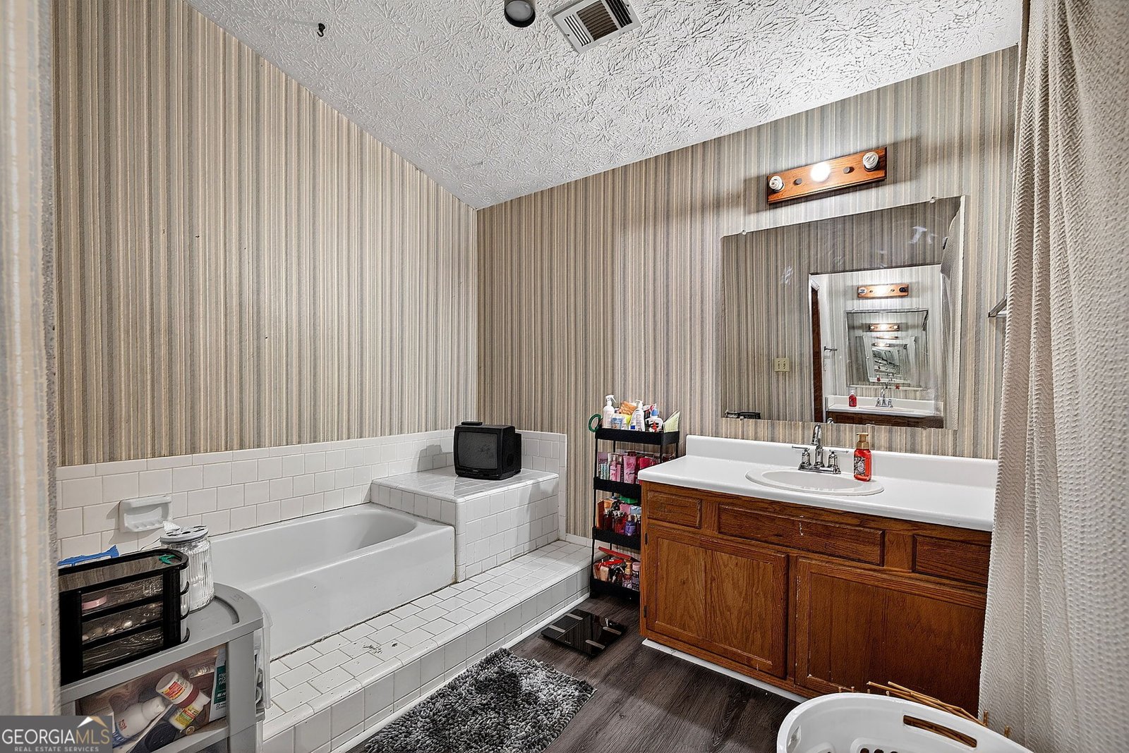 235 Montego Circle Riverdale - Photo 18