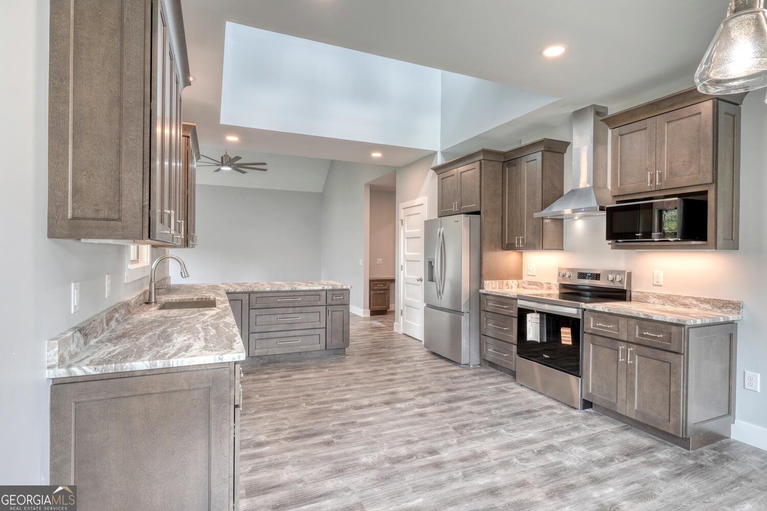 98 Brett Way Hiawassee - Photo 18