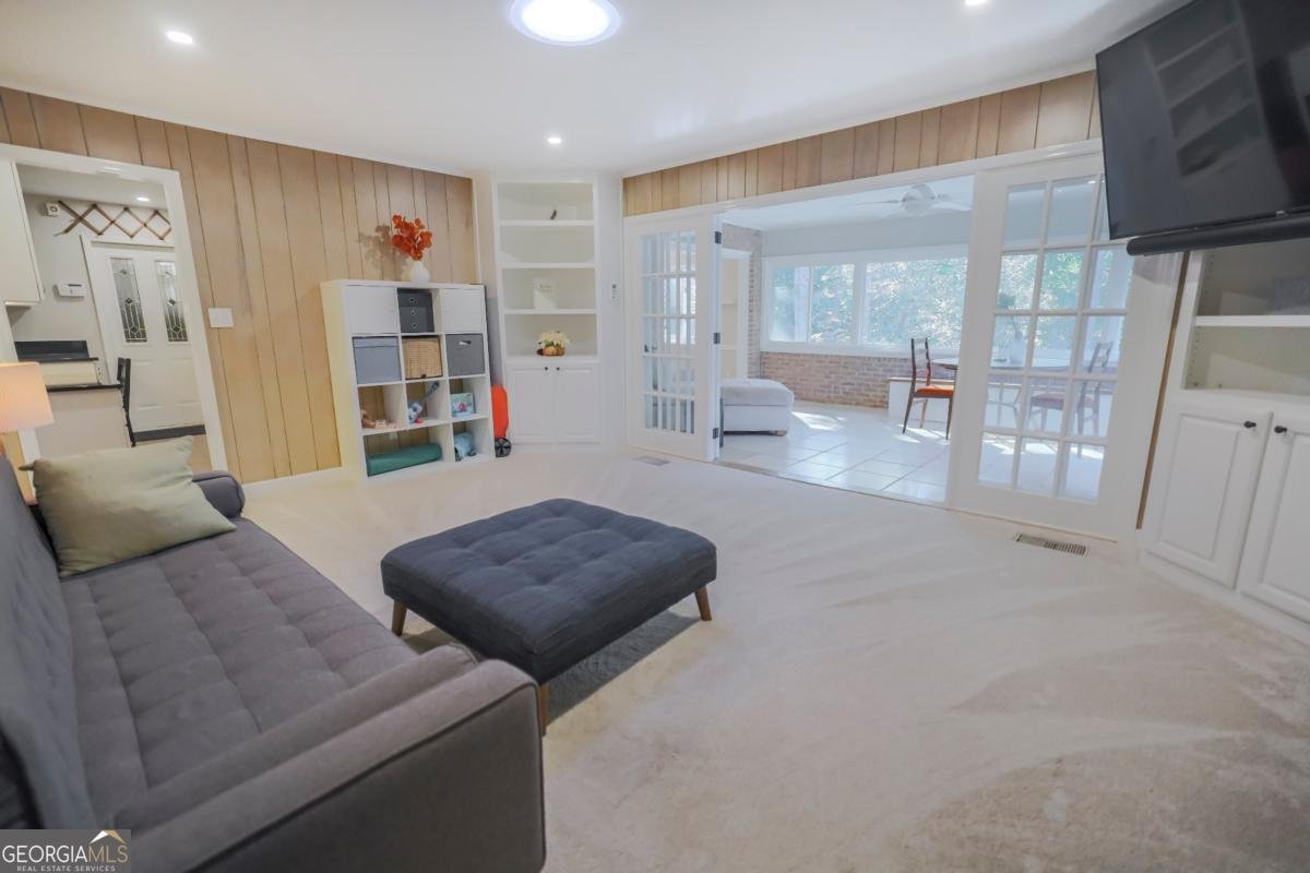 5735 Riverwood Drive Atlanta - Photo 11