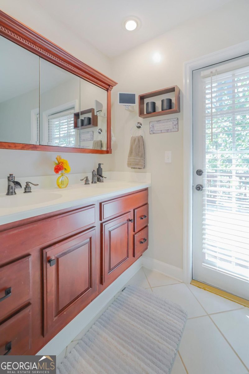 5735 Riverwood Drive Atlanta - Photo 18