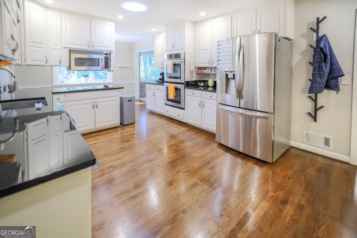 5735 Riverwood Drive Atlanta - Photo 9