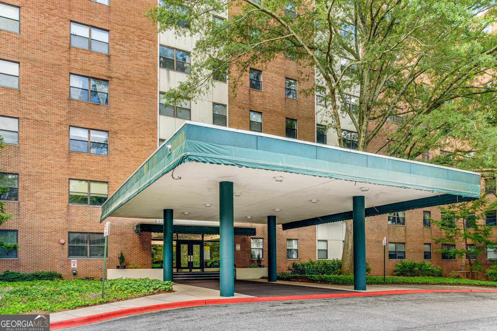 2965 Pharr Court South Atlanta - Photo 12