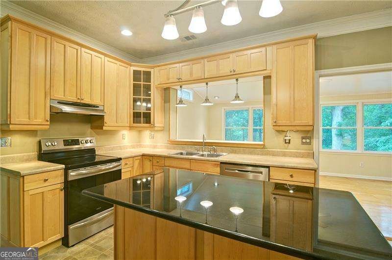 2212 McQuiston Drive Marietta - Photo 12