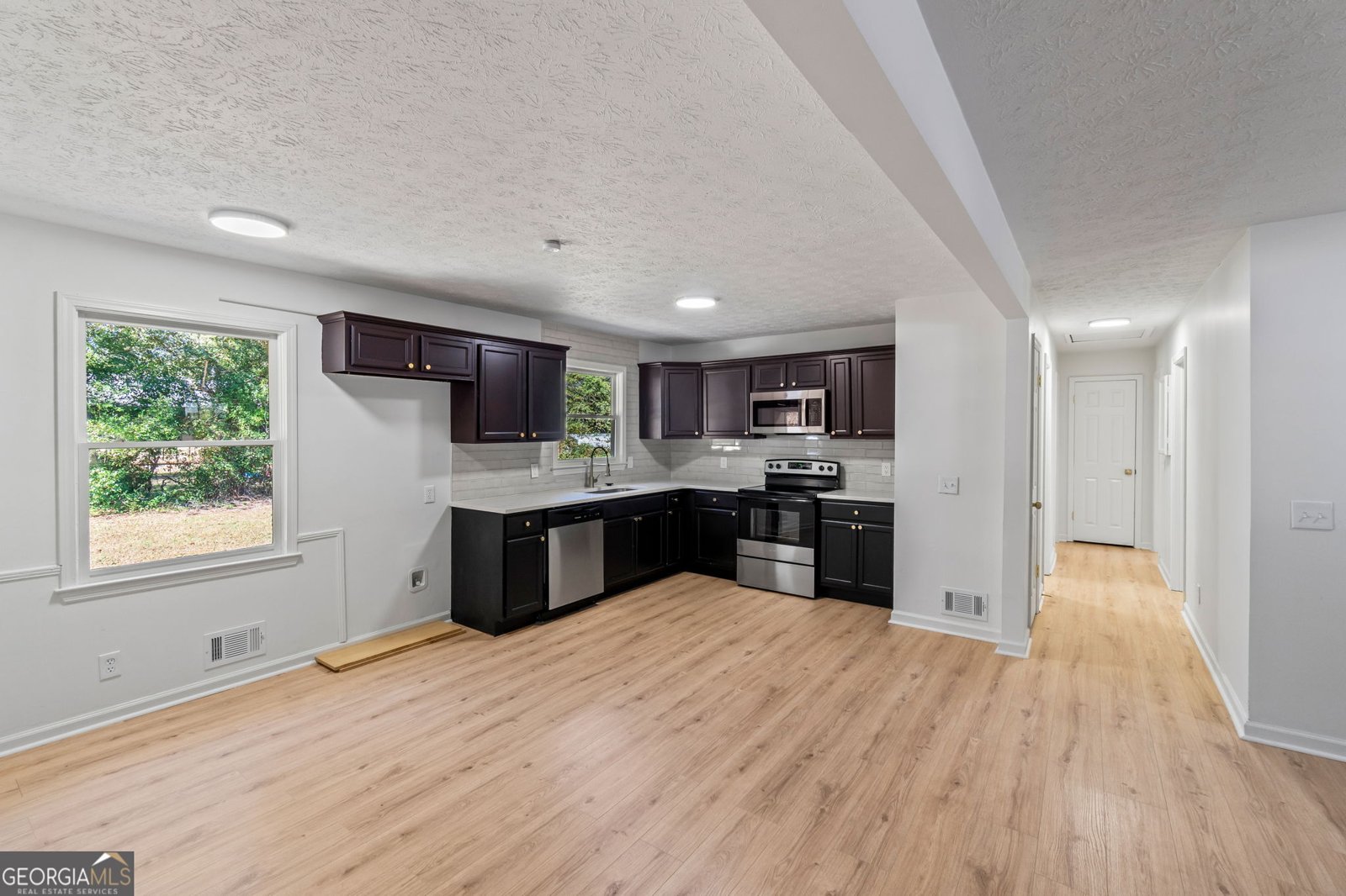 1791 Crestridge Circle Conyers - Photo 8